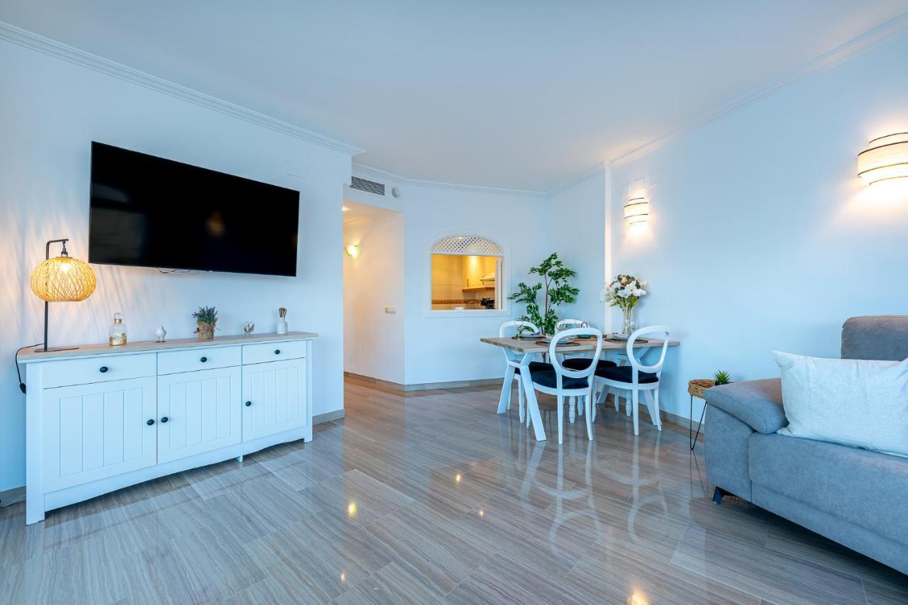 Atico Puerto Marina First Island With Sea Views And Rooftop Pool Benalmádena Extérieur photo